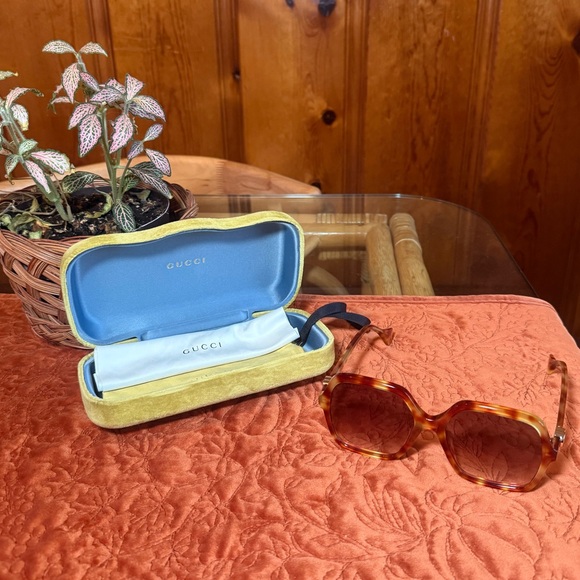 Gucci GG1072sa-003 Havana Brown Square Sunglasses - Picture 2 of 4